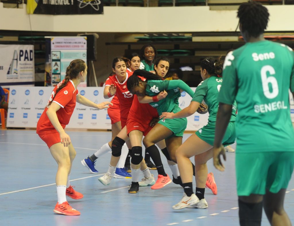 CAN Handball Dames : Abattu par la Tunisie (13-30), le Sénégal cède la première place - wiwsport