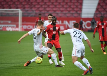 Ligue 2 (France) : Moussa Konaté écarté du groupe pro à Dijon ? - wiwsport
