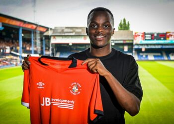 OFFICIEL : Carlos Mendes Gomes quitte Morecambe et s'engage avec Luton Town en D2 anglaise ! - wiwsport