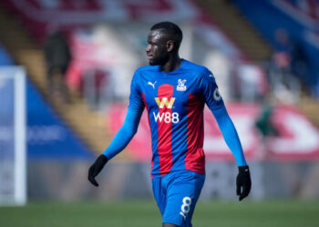 LONDON, ENGLAND - FEBRUARY 28: Cheikhou Kouyate of Crystal Palace during the Premier League match between Crystal Palace and Fulham at Selhurst Park on February 28, 2021 in London, United Kingdom. Sporting stadiums around the UK remain under strict restrictions due to the Coronavirus Pandemic as Government social distancing laws prohibit fans inside venues resulting in games being played behind closed doors. (Photo by Sebastian Frej/MB Media/Getty Images)