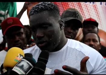 Vidéo - Open Press de Sa Thiès qui promet de bastonner Moussa Ndoye : « Affairou Tappet Yi Nako Bâyi... » - wiwsport