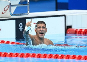 JO Tokyo - Natation : le Tunisien Ahmed Hafnaoui champion olympique du 400 m nage libre - wiwsport