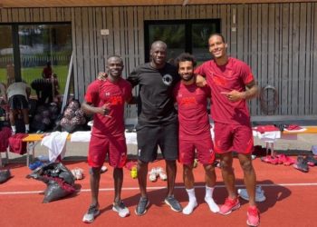 Liverpool : Sadio Mané a invité Yaya Touré à l'entraînement des Reds de ce jeudi matin - wiwsport