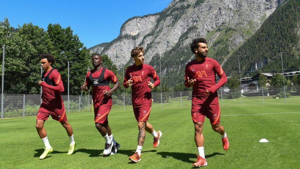 Liverpool - Sadio Mané et Mo Salah reprennent les chemins des entrainements après leurs plus longues vacances d'été depuis 3 ans - wiwsport Liverpool - Sadio Mané et Mo Salah reprennent les chemins des entrainements après leurs plus longues vacances d'été depuis 3 ans - wiwsport