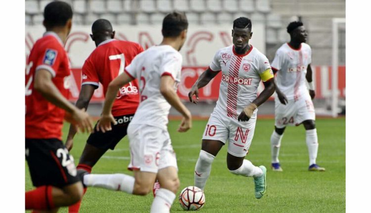 Ligue 2 France : L'AS Nancy Lorraine surpris par Pau FC malgré un but du capitaine Mamadou Thiam - wiwsport