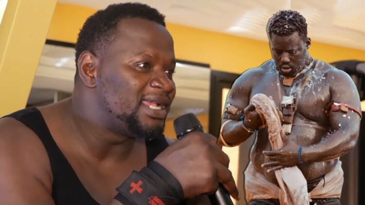 Lutte : Suivez en direct le combat Gris 2 - Abdou Diouf - wiwsport Lutte : Suivez en direct le combat Gris 2 - Abdou Diouf - wiwsport