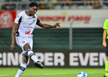 Demba Ba quitte le FC Lugano, deux mois après sa signature - wiwsport