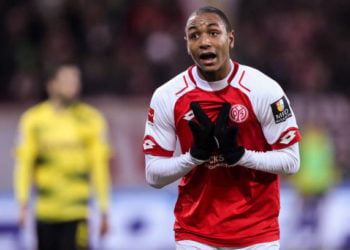 MAINZ, GERMANY - DECEMBER 12: Abdou Diallo #4 of FSV Mainz 05 reacts during the Bundesliga match between 1. FSV Mainz 05 and Borussia Dortmund at Opel Arena on December 12, 2017 in Mainz, Germany. (Photo by Simon Hofmann/Bongarts/Getty Images )