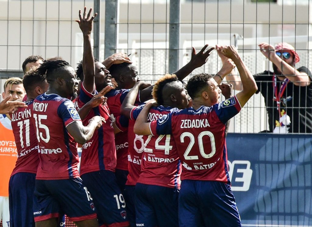 Ligue 1 : Clermont d'Arial Mendy arrache le nul sur la pelouse de Lyon - wiwsport Ligue 1 : Clermont d'Arial Mendy arrache le nul sur la pelouse de Lyon - wiwsport
