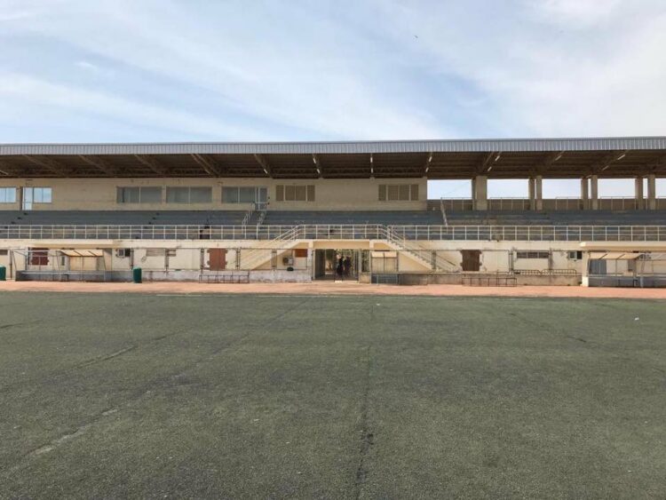MBOUR : Le stade Caroline Faye au cœur des préoccupations des acteurs sportifs - wiwsport MBOUR : Le stade Caroline Faye au cœur des préoccupations des acteurs sportifs - wiwsport