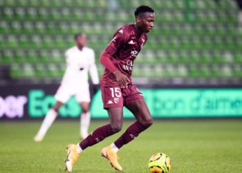 Mercato: Le président du FC Metz annoncé en Angleterre pour le dossier de Pape Matar Sarr