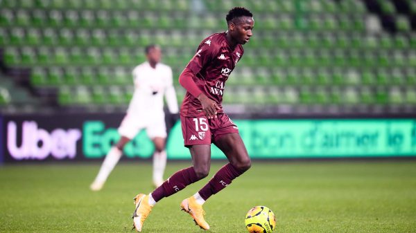 Mercato: Le président du FC Metz annoncé en Angleterre pour le dossier de Pape Matar Sarr - wiwsport