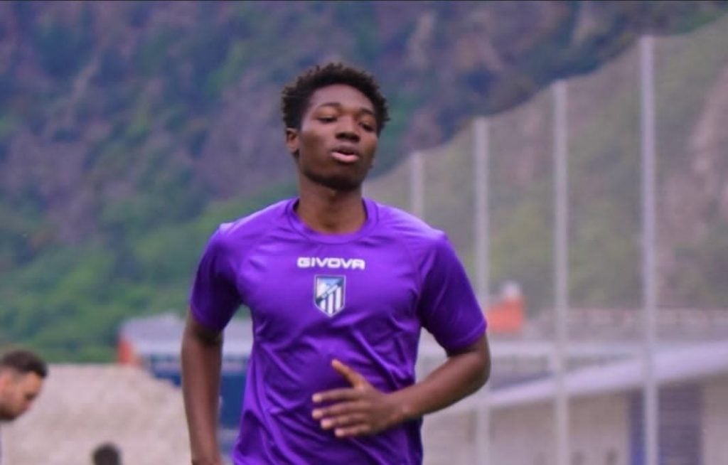 Entretien - Mohamed Sow (latéral gauche, 21 ans) : "Jouer pour le Sénégal est un désir ardent" - wiwsport Entretien - Mohamed Sow (latéral gauche, 21 ans) : "Jouer pour le Sénégal est un désir ardent" - wiwsport