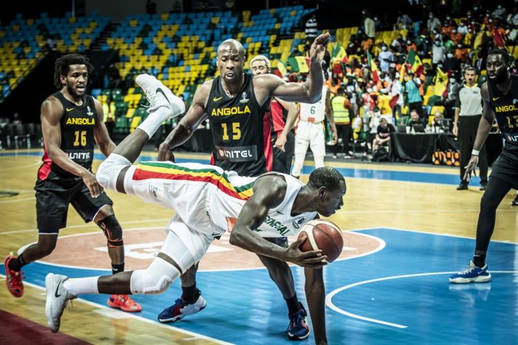 AfroBasket 2021 : Le Sénégal se fait très peur face à l'Angola, mais se qualifie pour les demi-finales ! - wiwsport