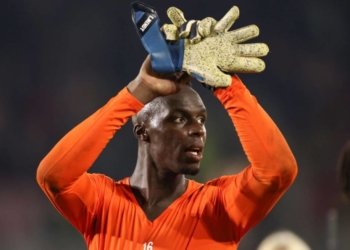 Chelsea : La toile s'éclate devant la prestation d'Edouard Mendy face à Brentford - wiwsport