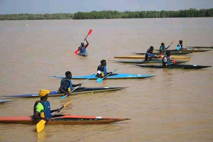 Canoë-Kayak : Championnats nationaux : Gueth Ndar domine les joutes navales - wiwsport Canoë-Kayak : Championnats nationaux : Gueth Ndar domine les joutes navales - wiwsport