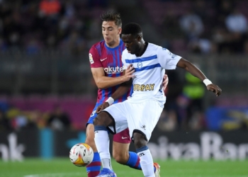 LaLiga : Alavés de Mamadou Loum Ndiaye et Mamadou Sylla accroche le Barça au Camp Nou - wiwsport