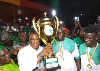 Casa Sports : Abdoulaye Baldé offre une parcelle à chaque joueur et deux pour la construction du siège national "ALLEZ CASA" - wiwsport