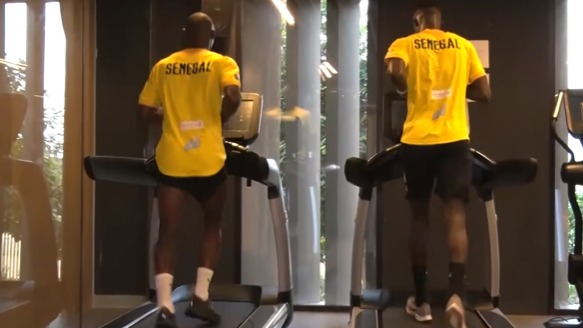 (vidéo) Sénégal vs Namibie : Regardez la première séance d'entraînement des Lions à l'Hôtel Radisson - wiwsport (vidéo) Sénégal vs Namibie : Regardez la première séance d'entraînement des Lions à l'Hôtel Radisson - wiwsport