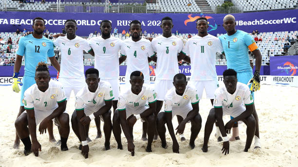 Beach Soccer - Tournoi intercontinental de Dubaï : Le tirage au sort aura lieu demain - wiwsport MOSCOW, RUSSIA - AUGUST 24: Senegal pose for a picture ahead of the FIFA Beach Soccer World Cup 2021 group D match between Oman and Senegal at Luzhniki Beach Soccer Stadium on August 24, 2021 in Moscow, Russia. (Photo by Octavio Passos - FIFA/FIFA via Getty Images)