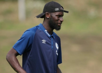 Schalke 04 : Salif Sané de retour à l'entraînement après une longue absence - wiwsport