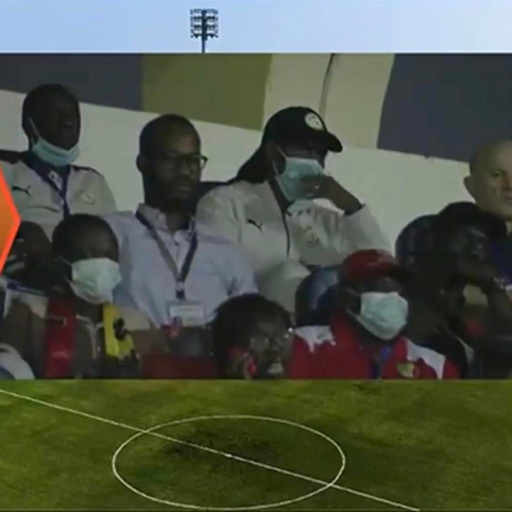 Sénégal - Congo : Suspendu, Aliou Cissé suit le match en tribunes - wiwsport Sénégal - Congo : Suspendu, Aliou Cissé suit le match en tribunes - wiwsport
