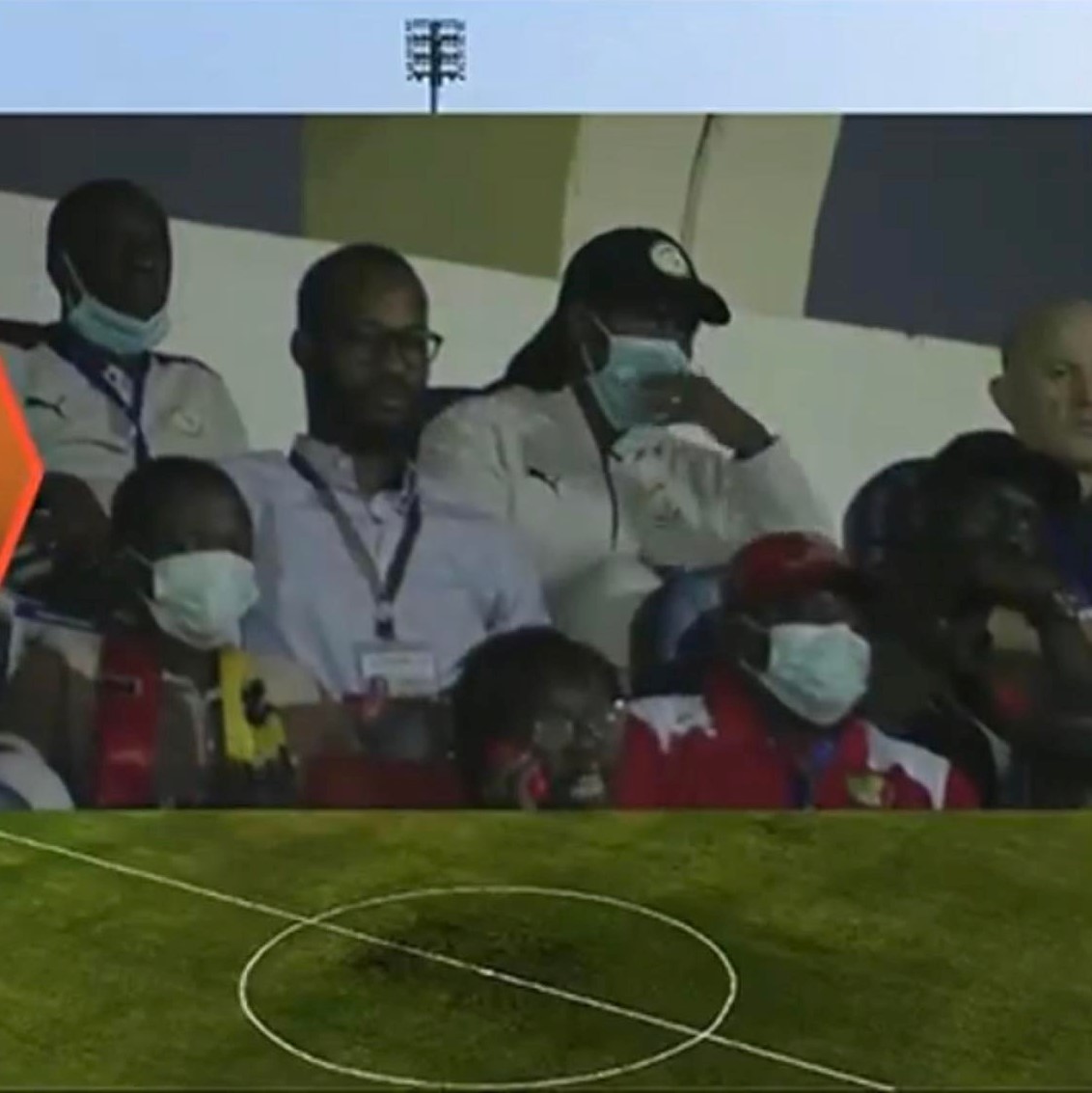 Sénégal - Congo : Suspendu, Aliou Cissé suit le match en tribunes - wiwsport Sénégal - Congo : Suspendu, Aliou Cissé suit le match en tribunes - wiwsport