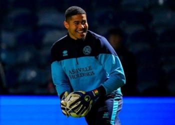 Championship : Avec un grand Seny Dieng, QPR enchaîne contre Huddersfield - wiwsport