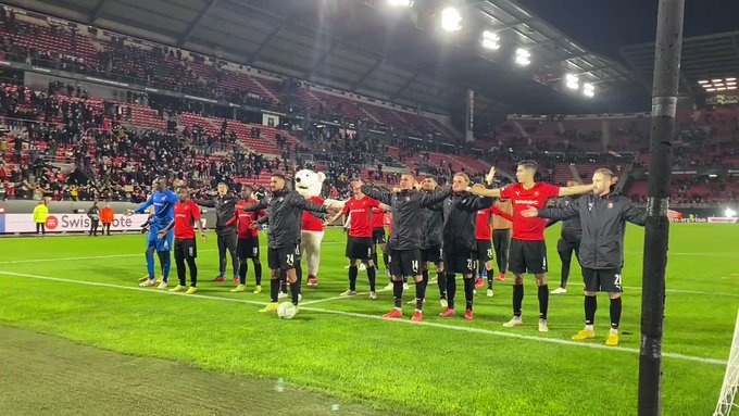 Ligue Europa Conférence : Rennes concède le nul contre le Vitesse mais passe directement en huitième - wiwsport Ligue Europa Conférence : Rennes concède le nul contre le Vitesse mais passe directement en huitième - wiwsport