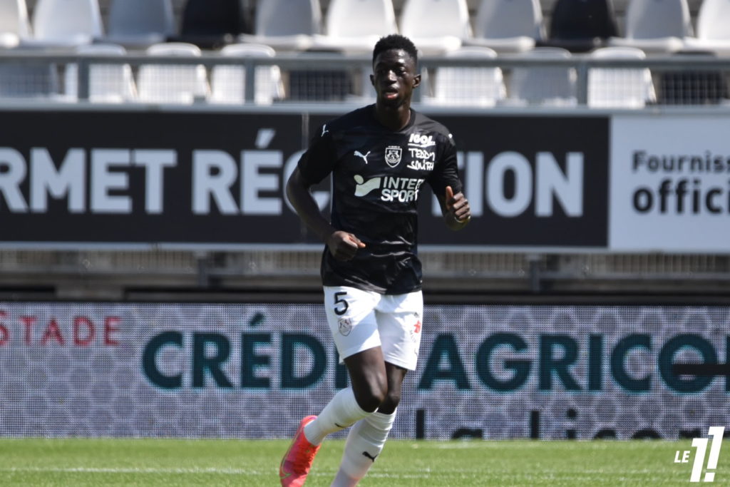 Amiens SC : Formose Mendy élu joueur du mois - wiwsport Amiens SC : Formose Mendy élu joueur du mois - wiwsport