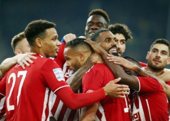 Grèce : L&rsquo;Olympiacos, avec Abou Cissé et Ousseynou Ba, remporte le choc face à l&rsquo;AEK et s&rsquo;envole en tête