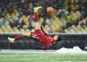 LDC : Le Bayern Munich de Bouna Sarr bat le Dynamo Kiev (2-1) avec un superbe but de Lewandowski ! - wiwsport