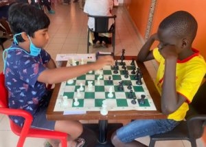 Jeu d'échecs : Championnats des jeunes : Le prodige Aidankrisha Sarkar, 1er jeune champion du Sénégal - wiwsport