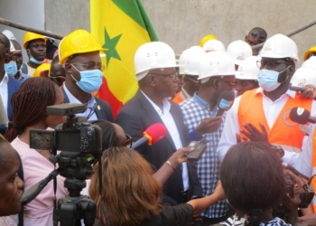Reconstruction du Stade Léopold Sédar Senghor : Des techniciens Chinois sont à Dakar pour le démarrage des travaux - wiwsport