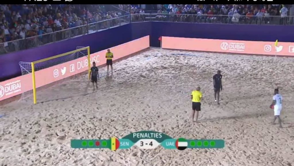 Beach Soccer - Battu aux tirs au but , le Sénégal chute devant le pays hôte mais passe en demi-finale - wiwsport Beach Soccer - Battu aux tirs au but , le Sénégal chute devant le pays hôte mais passe en demi-finale - wiwsport