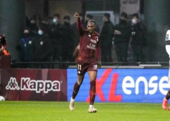 Ligue 1 : Face à Bordeaux, Opa Nguette sauve Metz par un doublé - wiwsport
