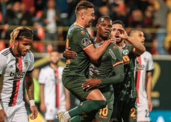 Süper Lig : Khouma Babacar titulaire face à Antalyaspor, Famara Diédhiou sur le banc ! - wiwsport