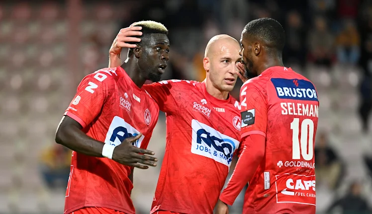 Coupe de Belgique : Pape Habib Gueye envoie Courtrai en quart de finale - wiwsport Coupe de Belgique : Pape Habib Gueye envoie Courtrai en quart de finale - wiwsport