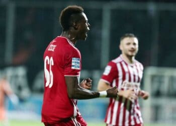 Super League Grèce : Pape Abou Cissé candidat au titre de meilleur joueur du mois