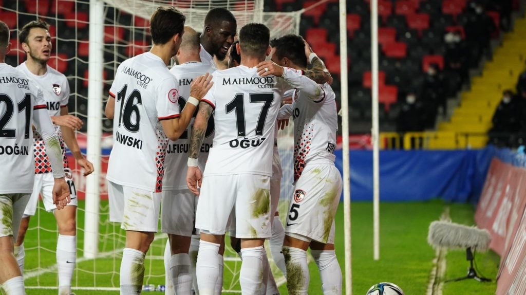 Coupe de Turquie : Ça passe aussi pour Papy Djilobodji et Gaziantep face à Sakaryaspor - wiwsport
