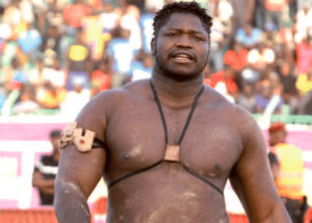 DERNIÈRE MINUTE : Tapha Tine terrasse Boy Niang 2 !
