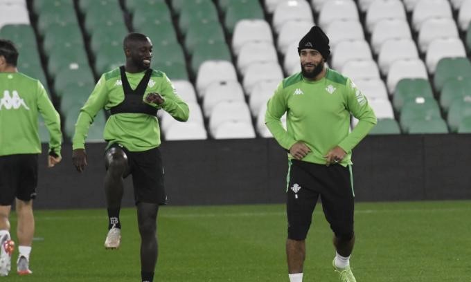 Real Betis : Youssouf Sabaly a repris l'entraînement collectif ! - wiwsport Real Betis : Youssouf Sabaly a repris l'entraînement collectif ! - wiwsport