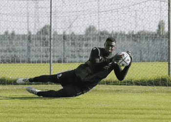 CAN Cameroun 2021 : Maurice, frère cadet d'Alfred Gomis, sélectionné par la Guinée Bissau - wiwsport