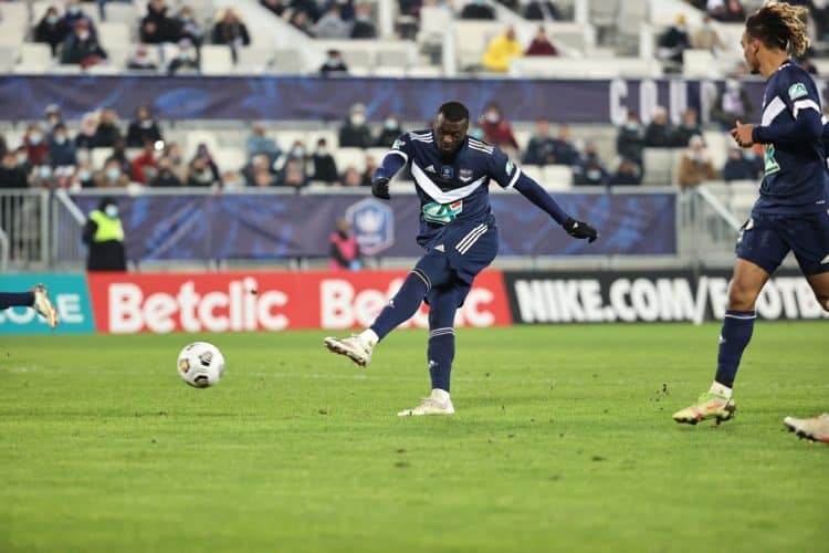 Coupe de France : Avec un quadruplé de Mbaye Niang, Bordeaux écrabouille les Jumeaux de Mzouazia (10-0) - wiwsport Coupe de France : Avec un quadruplé de Mbaye Niang, Bordeaux écrabouille les Jumeaux de Mzouazia (10-0) - wiwsport