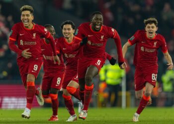 Carabao Cup : Liverpool se débarrasse de Leicester aux tirs au but et file en demi-finale ! - wiwsport
