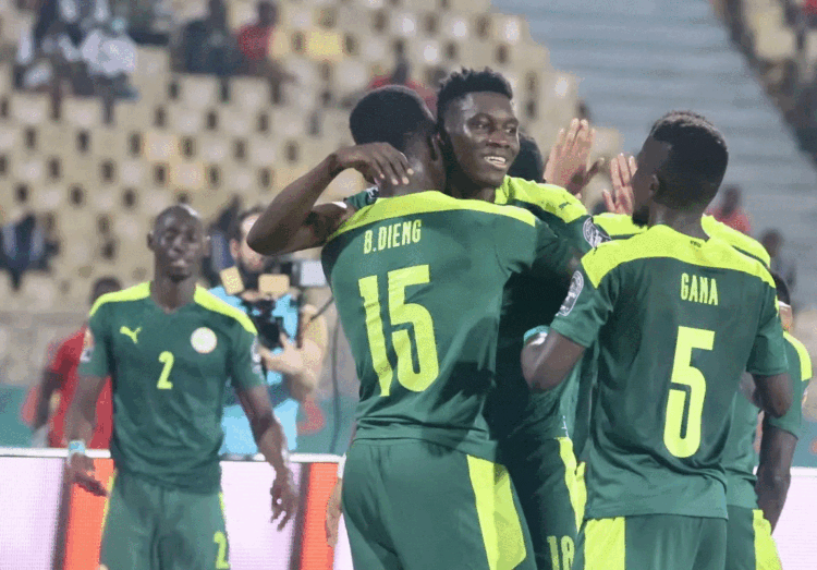 CAN 2021 Les Lions Bouffent Le Nzalang Nacional Et Filent En Demi 