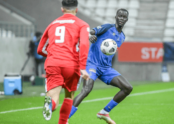 Mercato - Officiel : Moustapha Mbow prêté au Nîmes Olympique - wiwsport