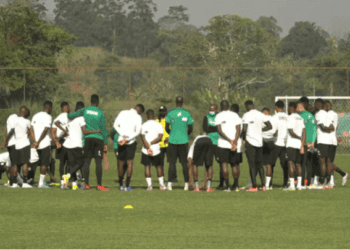 CAN 2021 : Les Lions à l'entraînement sans Bamba Dieng, Sadio Mané et Ballo-Touré - wiwsport