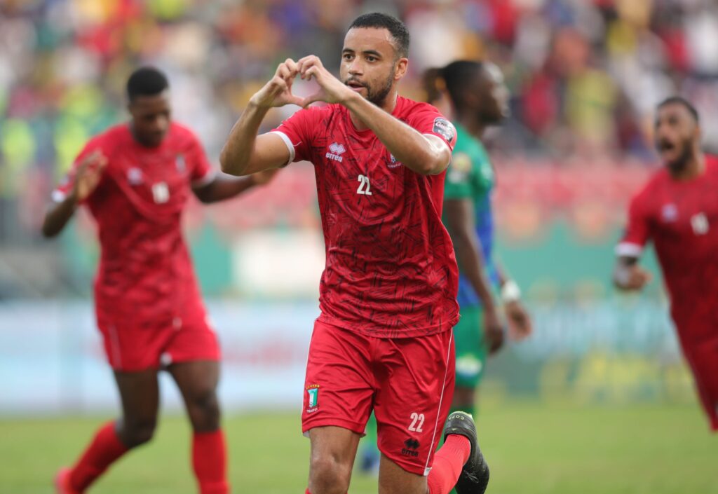 CAN Cameroun 2021 : La Guinée Equatoriale s'impose (0-1) face à la Sierra Leone et atteint les 8èmes de finale ! - wiwsport CAN Cameroun 2021 : La Guinée Equatoriale s'impose (0-1) face à la Sierra Leone et atteint les 8èmes de finale ! - wiwsport