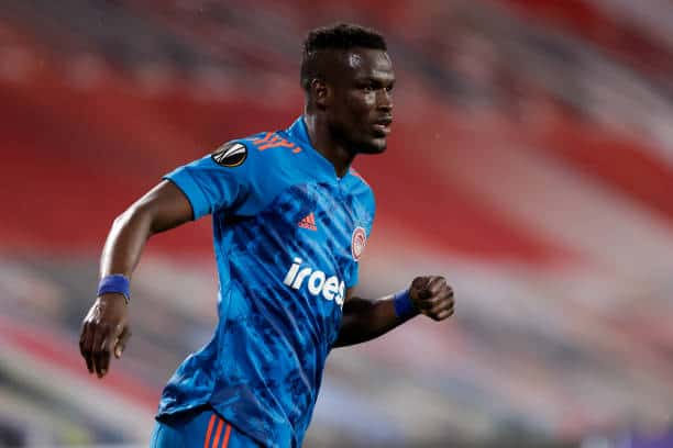 Superleague : 3ème nul de la saison pour l'invincible Olympiakos avec Ousseynou Ba - wiwsport Superleague : 3ème nul de la saison pour l'invincible Olympiakos avec Ousseynou Ba - wiwsport